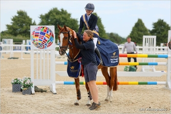 Lola Thulborn Does the Double with a win in the STX Pony Foxhunter Second Round at Coombelands Equestrian Lola Thulborn Does the Double with a win in the STX Pony Foxhunter Second Round at Coombelands Equestrian